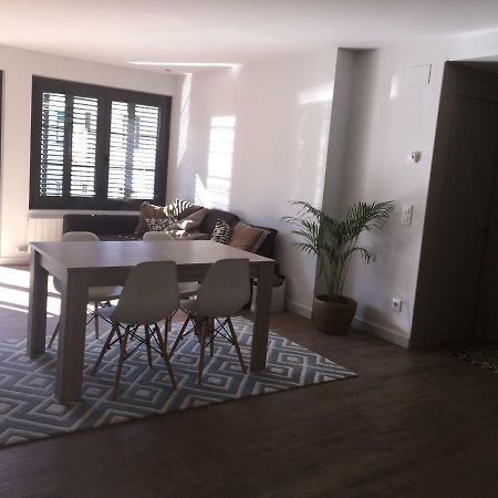 Apartamento Centrico En Olot Exterior photo