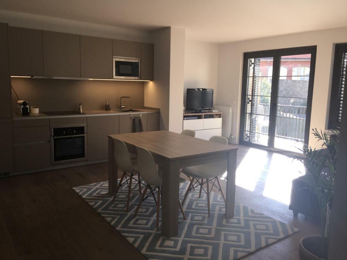 Apartamento Centrico En Olot Exterior photo